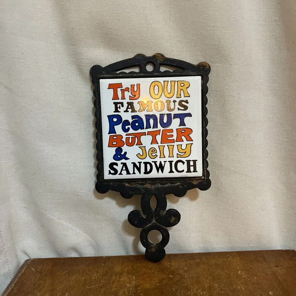 1970's Taiwan Wall Tile Trivet Cast Iron "Try Our Famous Peanut‎ Butter Jelly” - Picture 7 of 7